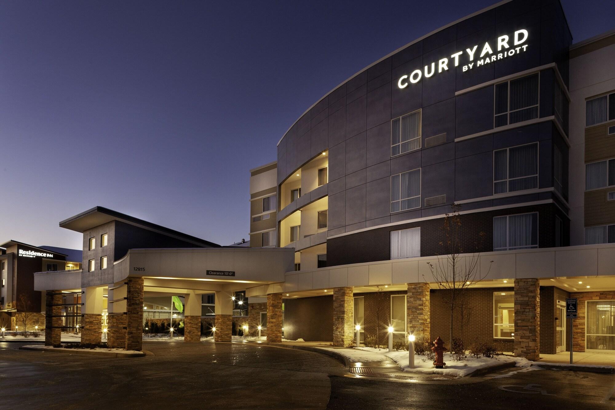 Courtyard By Marriott St. Louis West County Hotel Town and Country Exterior foto